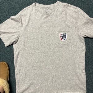 Vineyard Vines, men’s vintage lacrosse tee shirt